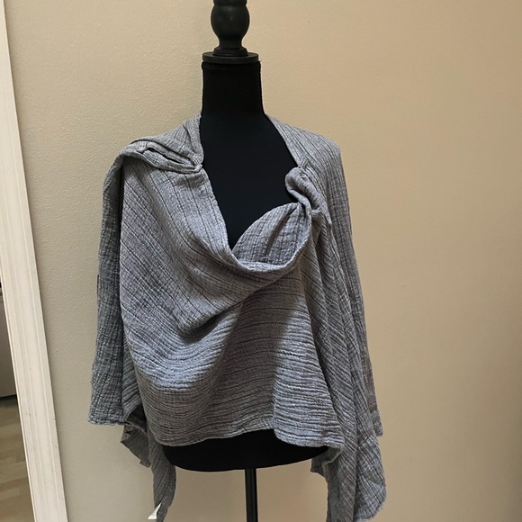 The hand loom shawl/ poncho make an offer - Picture 4 of 8